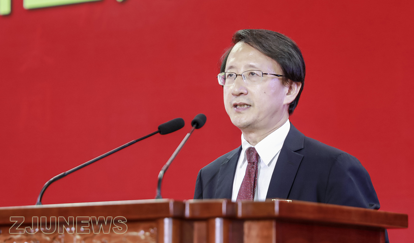 浙江大學校長吳朝暉在2019級本科新生開學典禮上的講話