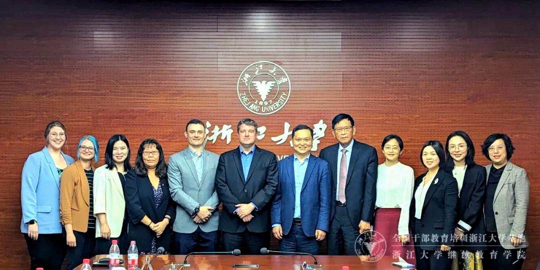 美國伊利諾伊大學厄巴納香檳校區一行來我院調研交流