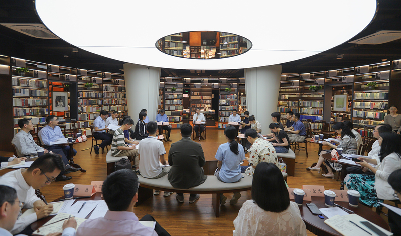 “走向世界一流前列的教育質量”調研座談會暨“學生成長有話說”交流活動在浙大舉行
