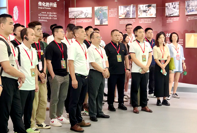 東莞市新生代企業家“紅菁學堂”培訓班在浙江大學舉辦